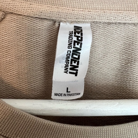 Starbucks crew neck sweater - Picture 3 of 4